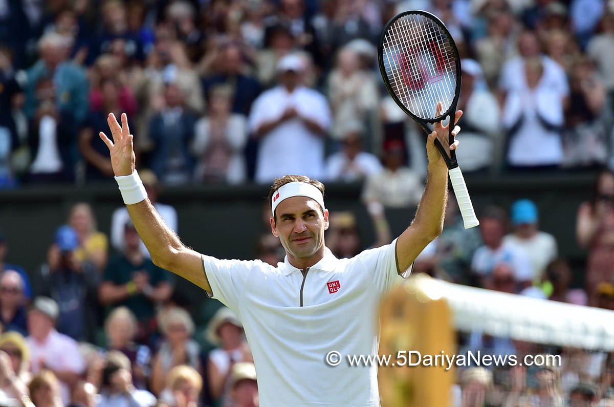 Roger Federer advances to Wimbledon 3rd round