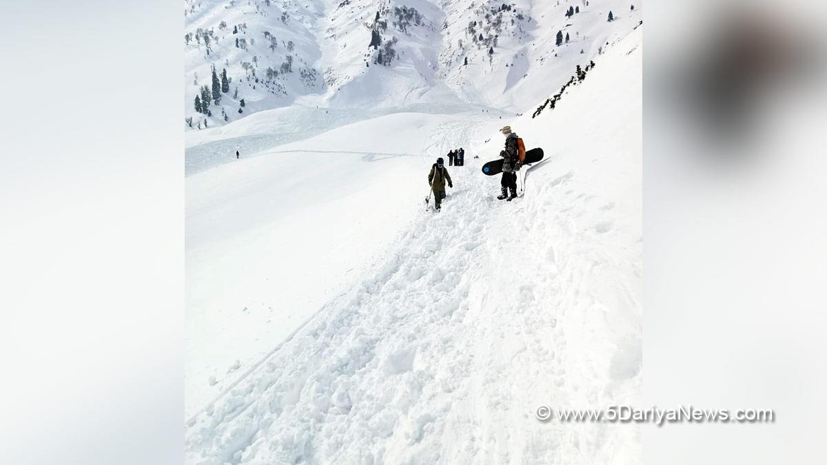 Hadsa India, Hadsa, Gulmarg, Hadsa Gulmarg, Avalanche, Gulmarg Avalanche, Jammiu & Kashmir, Jammu And Kashmir