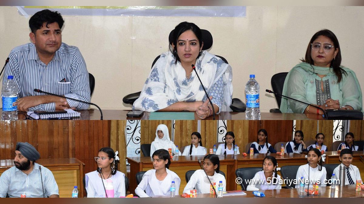 Saloni Rai, Udhampur, DDC Udhampur, District Development Commissioner Udhampur, Kashmir, Jammu And Kashmir, Jammu & Kashmir, District Administration Udhampur, World Red Cross, World Red Cross and Red Crescent Day, Red Cross Day, World Red Cross Day 2024, Blood Camp, Blood Donation Camp