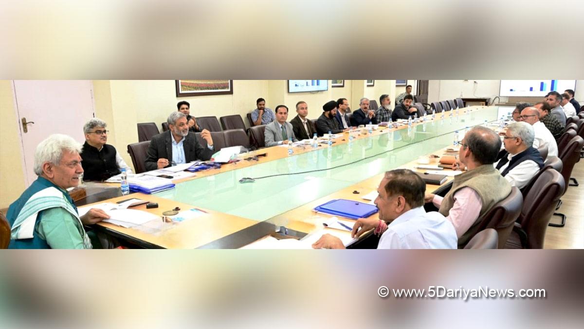 Manoj Sinha, Lieutenant Governor J&K, Raj Bhavan, Jammu, Srinagar, Kashmir, Jammu And Kashmir, Jammu & Kashmir, Rajeev Rai Bhatnagar, Atal Dulloo,Shaleen Kabra,Santosh D Vaidya, Mandeep Kumar Bhandari