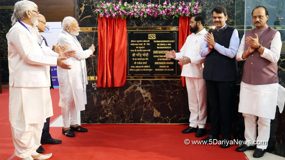 Narendra Modi, Modi, BJP, Bharatiya Janata Party, Prime Minister of India, Prime Minister, Narendra Damodardas Modi, Eknath Shine, Devendra Fadnavis,Indian Newspaper Society Towers, Mumbai, Maharashtra