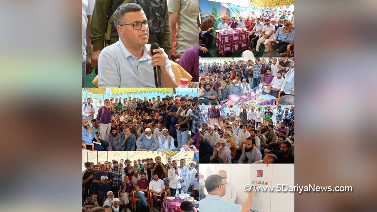 Shakeel-ul-Rehman Rather,Bandipora, Deputy Commissioner Bandipora, Kashmir, Jammu And Kashmir, Jammu & Kashmir, District Administration Bandipora, Block Diwas, Jan Abhiyan Camp, Jan Abhiyan, Jan Sunvayi, Jan Abhiyan, Jan Adhikar, Awami Muhim, Jan Abhiyan Program, Mega Block Diwas, Weekly Block Diwas