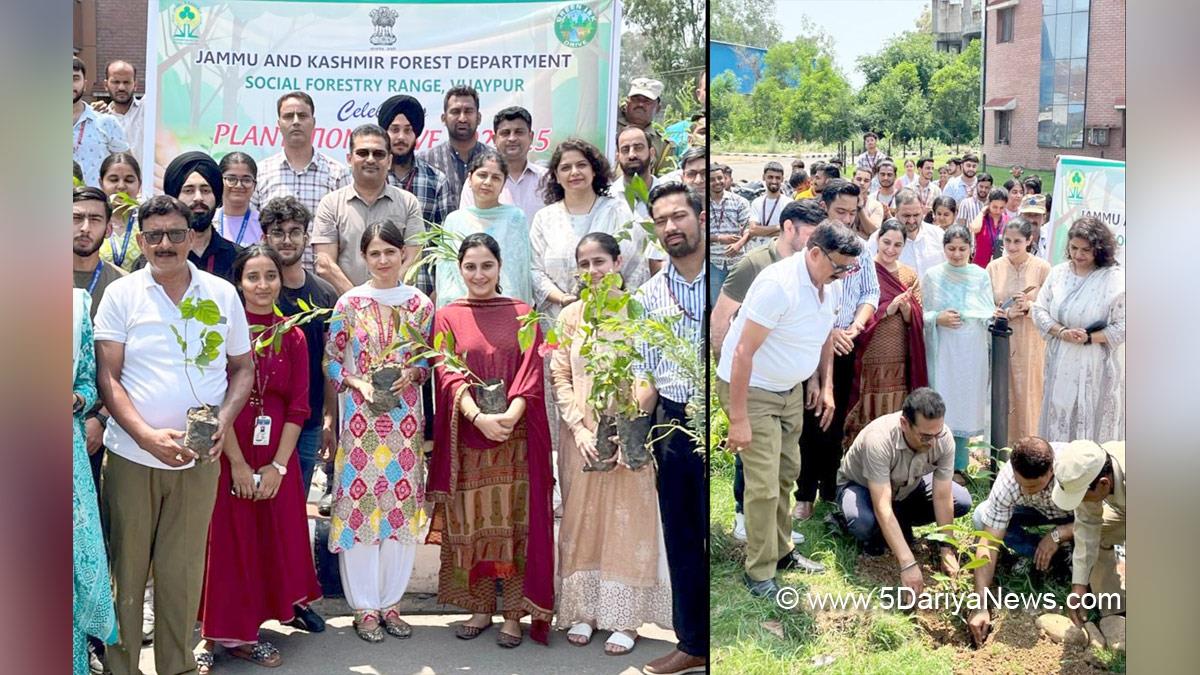 Rajinder Kumar Sharma, Jammu and Kashmir Entrepreneurship Development Institute, JKEDI, Kashmir, Jammu And Kashmir, Jammu & Kashmir, Tree Plantation, Forest Plantation, Plantation forestry, Tree Planting, Tree Plantation Drive, Plants Sapling, Ek Ped Maa Ke Naam