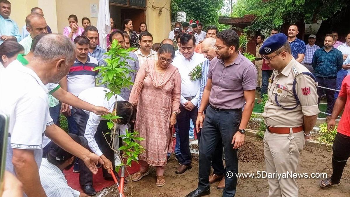 Sachin Kumar Vaishay, Sachin Kumar Vaishya, Jammu, Deputy Commissioner Jammu, Kashmir, Jammu And Kashmir, Jammu & Kashmir, District Administration Jammu, Tree Plantation, Forest Plantation, Plantation forestry, Tree Planting, Tree Plantation Drive, Plants Sapling, Tree Plantation Drive 2024