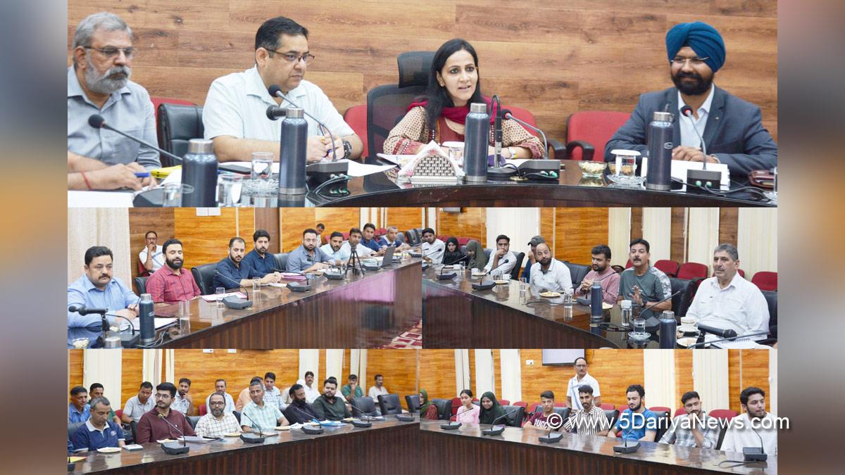 Prerna Puri, Harvinder Singh, Doda, Deputy Commissioner Doda, Kashmir, Jammu And Kashmir, Jammu & Kashmir, District Administration Doda