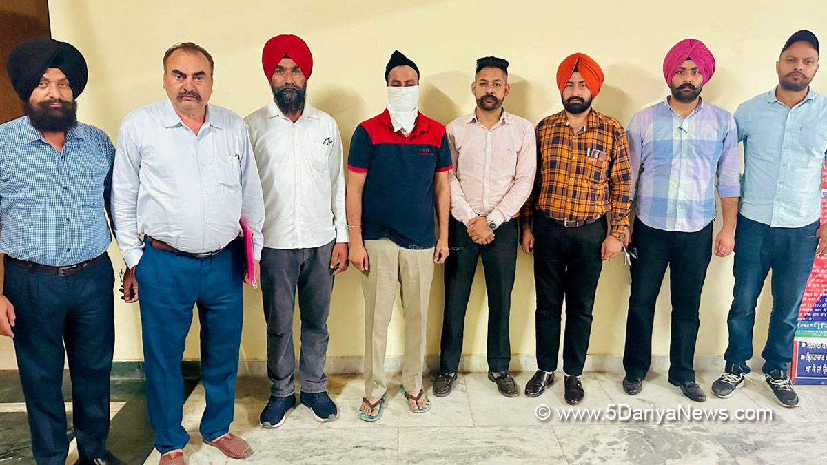 Vigilance Bureau, Crime News Punjab, Punjab Police, Police, Crime News, State Vigilance Bureau, Punjab Vigilance Bureau, Batala, Batala Police