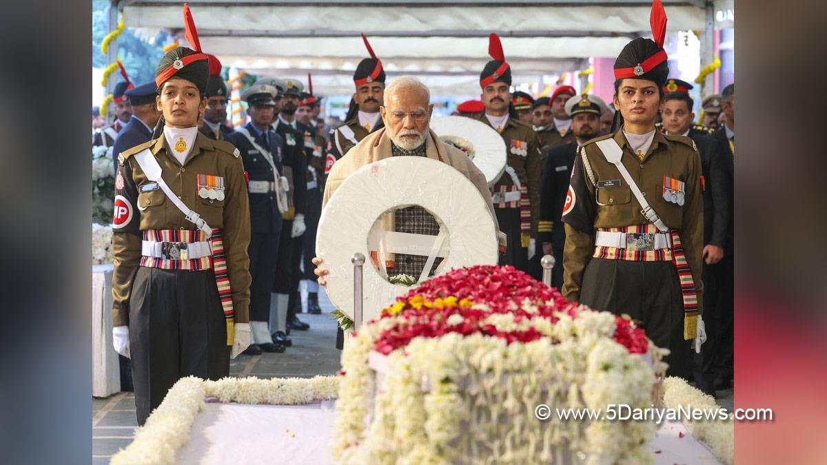 Narendra Modi, Modi, BJP, Bharatiya Janata Party, Prime Minister of India, Prime Minister, Narendra Damodardas Modi, Dr. Manmohan Singh, Former Prime Minister Dr. Manmohan Singh