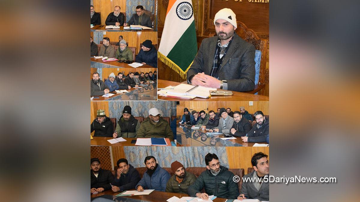 Dr Basharat Qayoom, Dr. Basharat Qayoom, Pulwama, Deputy Commissioner Pulwama, Kashmir, Jammu And Kashmir, Jammu & Kashmir, District Administration Pulwama