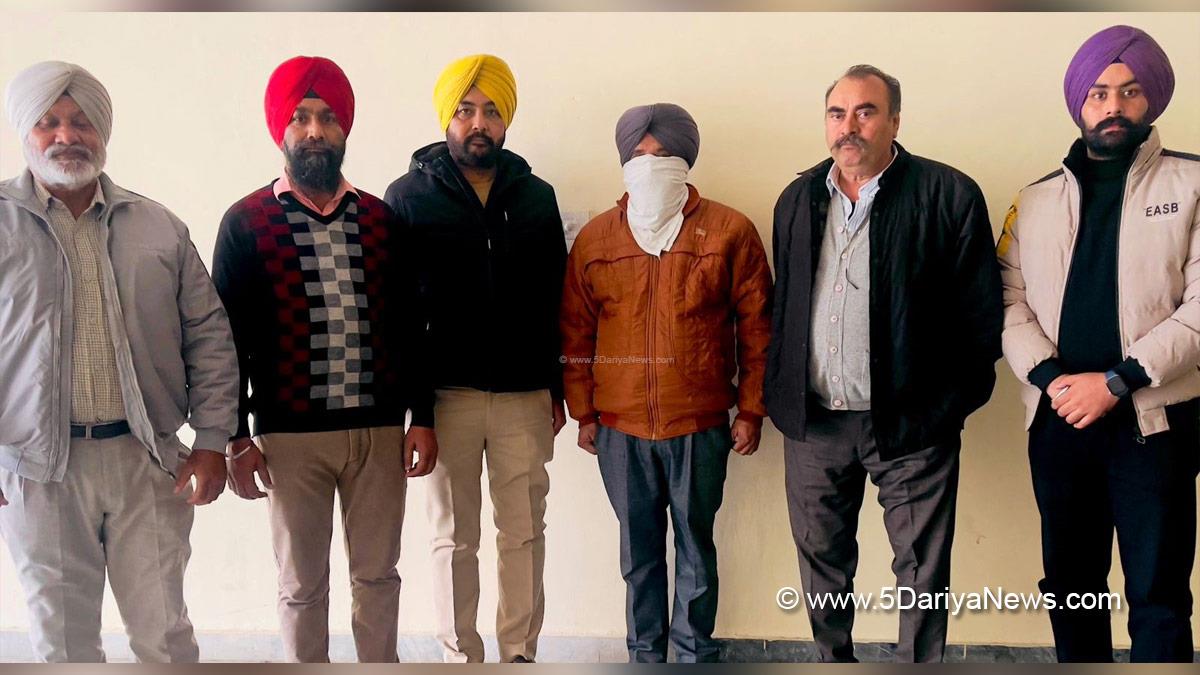 Vigilance Bureau, Crime News Punjab, Punjab Police, Police, Crime News, Punjab Vigilance Bureau, Batala, Punjab State Power Corporation Ltd, PSPCL