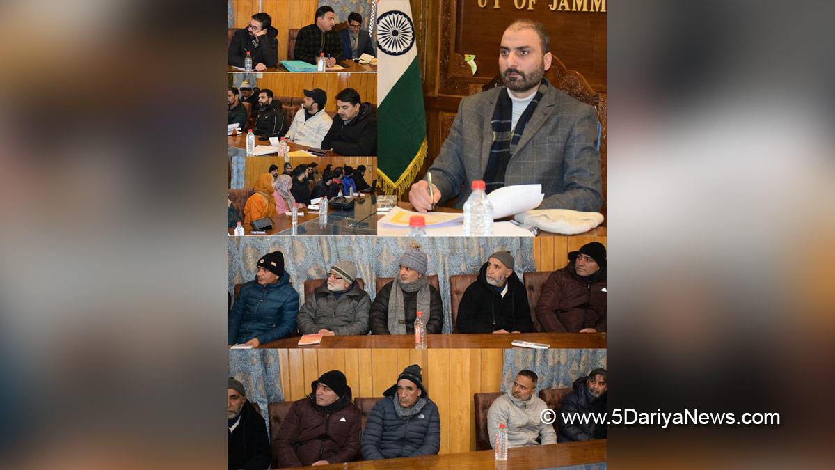 Dr Basharat Qayoom, Dr. Basharat Qayoom, Pulwama, Deputy Commissioner Pulwama, Kashmir, Jammu And Kashmir, Jammu & Kashmir, District Administration Pulwama