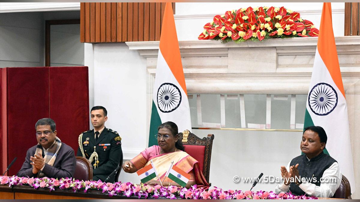 Droupadi Murmu, President of India, President, Indian President, Rashtrapati, Odisha State Cooperative Milk Producers Federation, OMFED, National Dairy Development Board, Rashtrapati Bhavan, Dharmendra Pradhan, Dharmendra Debendra Pradhan, Mohan Charan Majhi