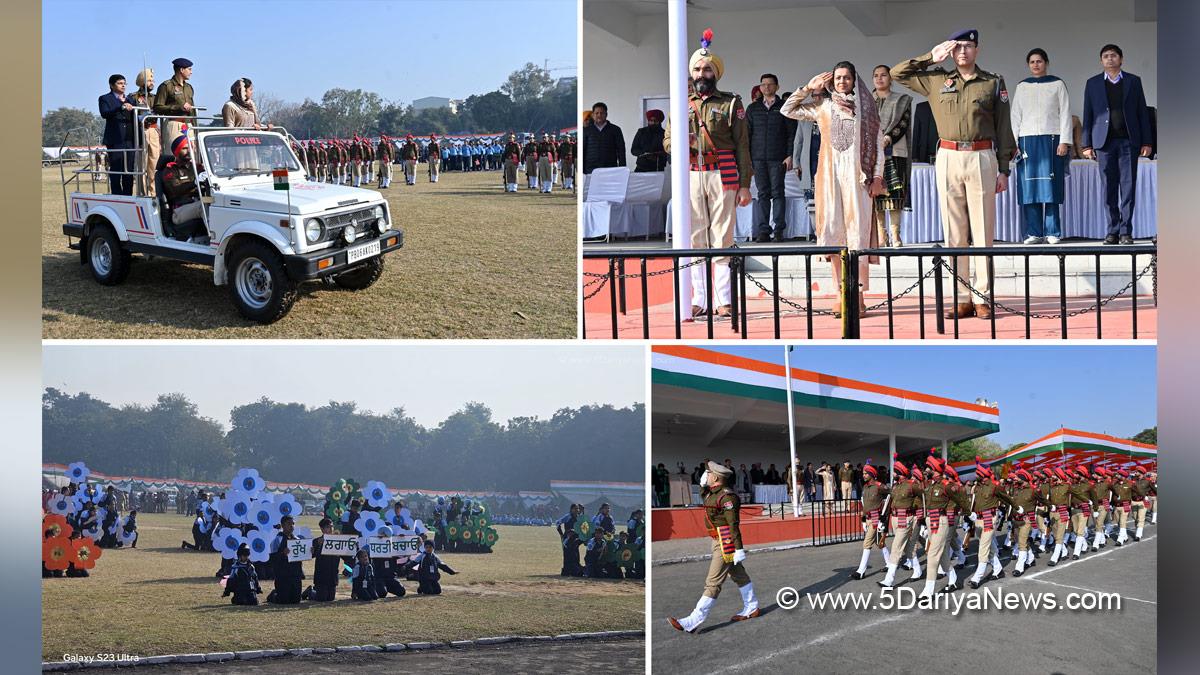 Aashika Jain,DC Mohali,Deputy Commissioner Mohali,S.A.S. Nagar,S.A.S. Nagar Mohali,Mohali,Sahibzada Ajit Singh Nagar,SSP Deepak Pareek, 76th Republic Day, Republic Day 2025, Republic Day of India, Republic Day Parade 2025 