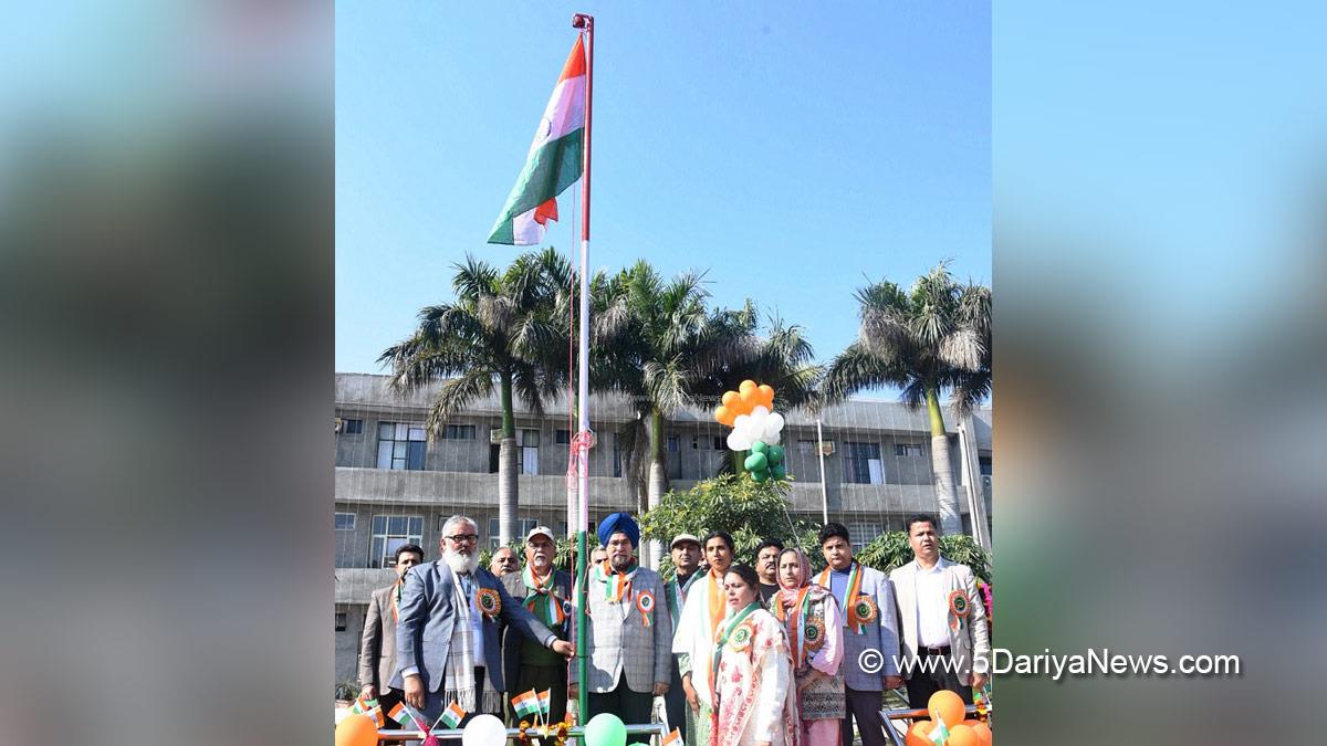 Arvinder Singh Reen, Agriculture, Director Agriculture Jammu, Srinagar, Kashmir, Jammu And Kashmir, Jammu & Kashmir, Kashmir Valley, 76th Republic Day, Republic Day of India, Republic Day 2025, Republic Day Parade 2025, National flag