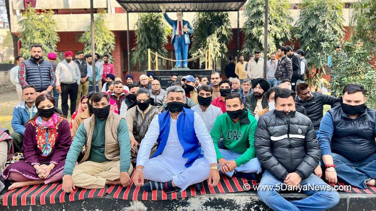 Sanjeev Vashisht, Bharatiya Janata Party, BJP, BJP Punjab, S.A.S.Nagar, Mohali, S.A.S. Nagar Mohali, Sahibzada Ajit Singh Nagar, Protest, Agitation, Demonstration