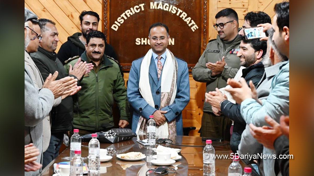 Mohammad Shahid Saleem, Mohammad Shahid Saleem Dar, Shopian, DDC Shopian, District Development Commissioner Shopian, Kashmir, Jammu And Kashmir, Jammu & Kashmir, District Administration 