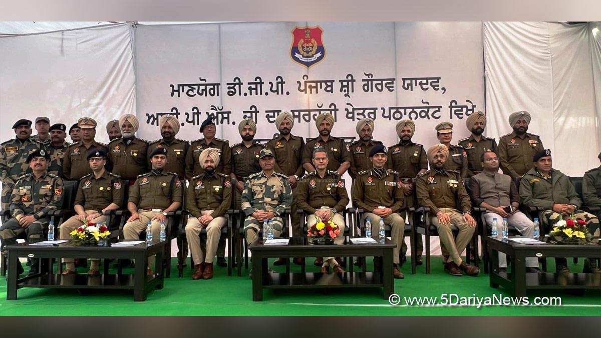 Gaurav Yadav, Punjab Police, Police, Punjab Admin, Director General of Police Punjab, DGP Punjab, Aditya Uppal, DC Pathankot, Deputy Commissioner Pathankot, Pathankot