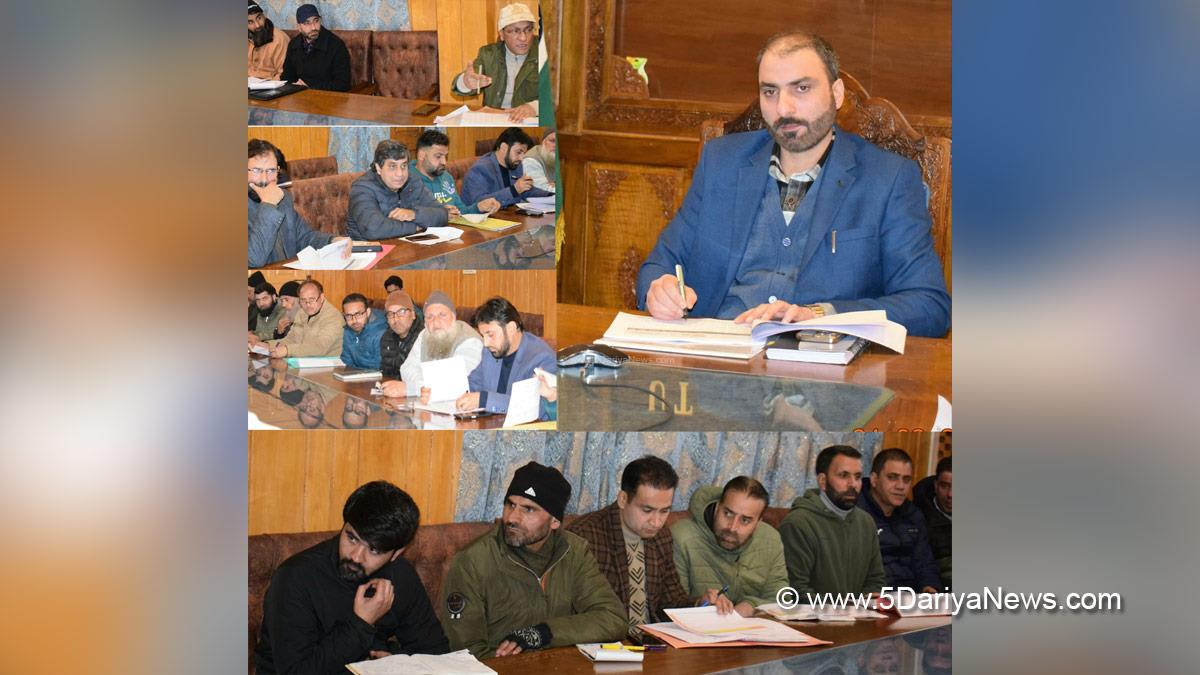 Dr Basharat Qayoom, Dr. Basharat Qayoom, Pulwama, Deputy Commissioner Pulwama, Kashmir, Jammu And Kashmir, Jammu & Kashmir, District Administration Pulwama, Holistic Agriculture Development Programme, HADP