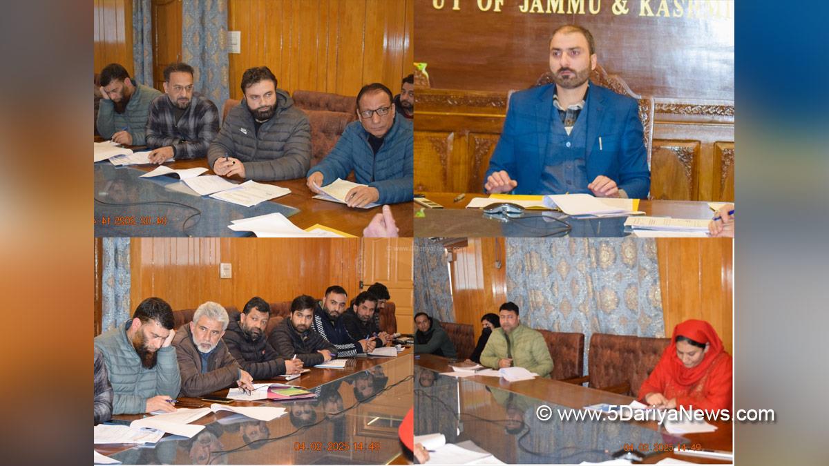 Dr Basharat Qayoom, Dr. Basharat Qayoom, Pulwama, Deputy Commissioner Pulwama, Kashmir, Jammu And Kashmir, Jammu & Kashmir, District Administration Pulwama