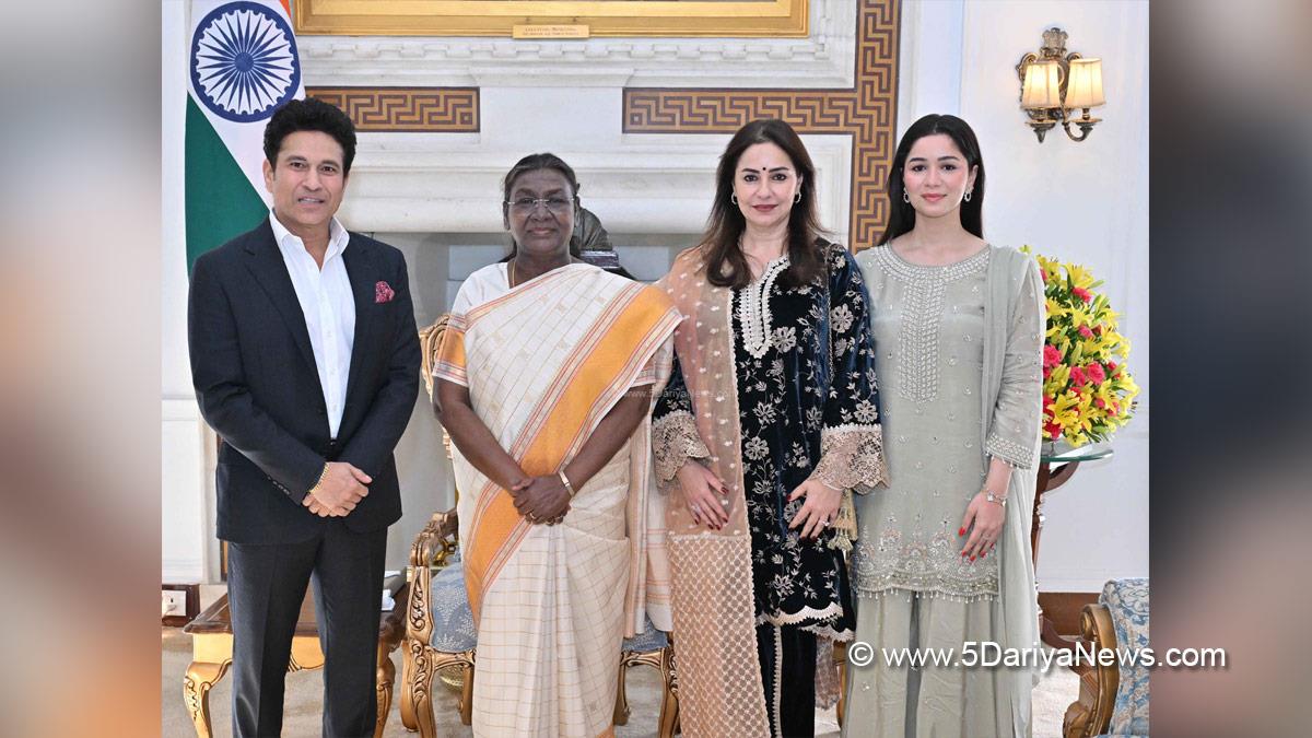 Droupadi Murmu, President of India, President, Indian President, Rashtrapati, Sachin Tendulkar, Cricket, Cricketer, Rashtrapati Bhavan Vimarsh Shrinkhala, Sara Tendulkar, Anjali Tendulkar