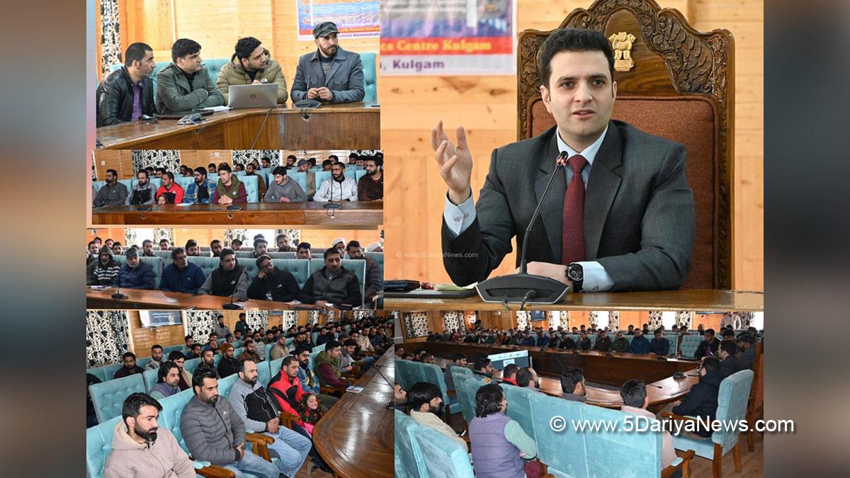 Athar Aamir Khan, Kulgam, Deputy Commissioner Kulgam, Kashmir, Jammu And Kashmir, Jammu & Kashmir, District Administration Kulgam, Safer Internet Day