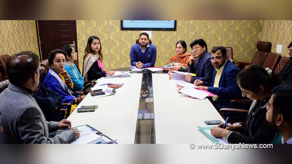 Sachin Kumar Vaishya, Jammu, Sachin Kumar Vaishay, Deputy Commissioner Jammu, Kashmir, Jammu And Kashmir, Jammu & Kashmir, District Administration Jammu, Safer Internet Day, District Headquarters Jammu