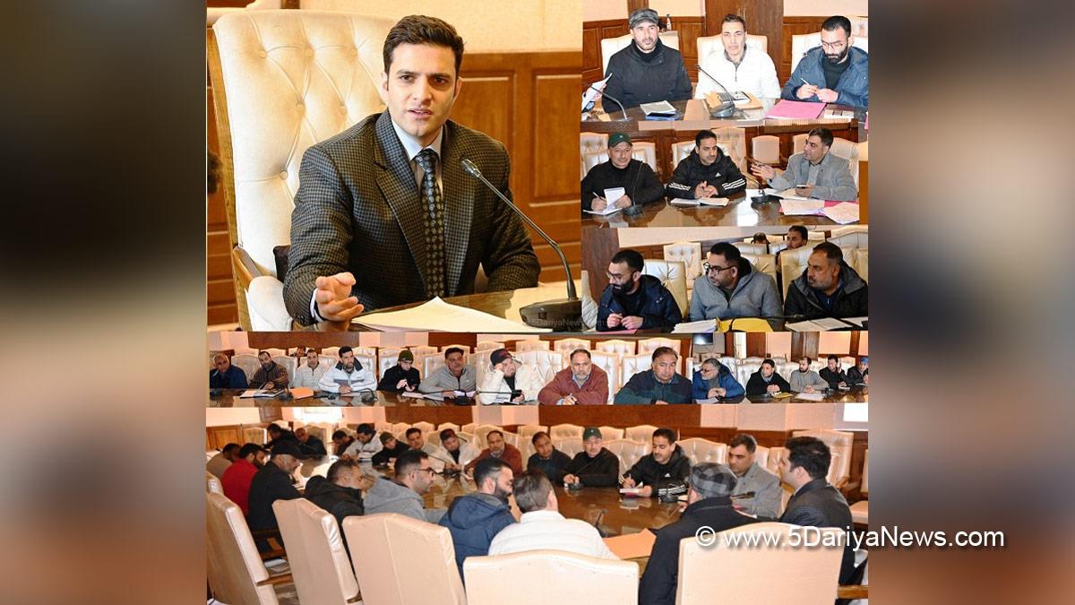 Athar Aamir Khan, Kulgam, Deputy Commissioner Kulgam,  Kashmir, Jammu And Kashmir, Jammu & Kashmir, District Administration Kulgam