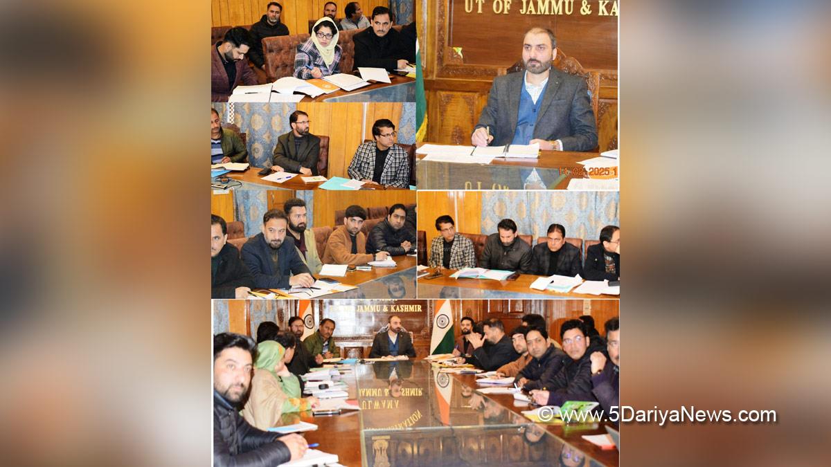 Dr Basharat Qayoom, Dr. Basharat Qayoom, Pulwama, Deputy Commissioner Pulwama, Kashmir, Jammu And Kashmir, Jammu & Kashmir, District Administration Pulwama