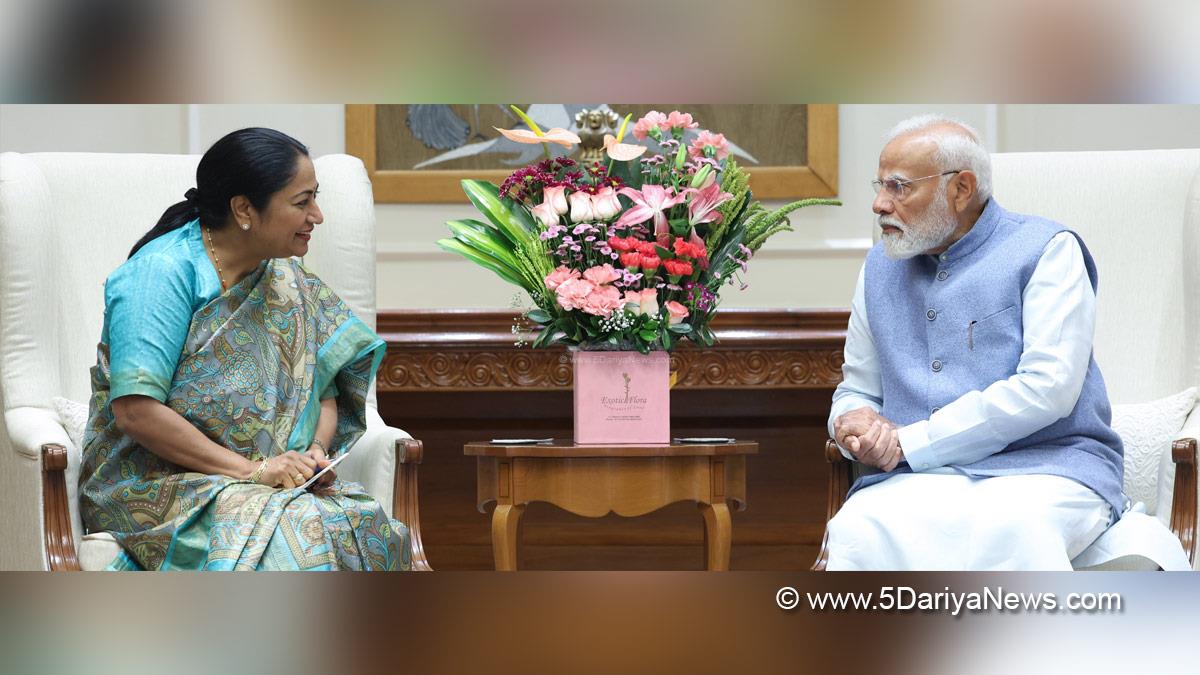 Narendra Modi, Modi, BJP, Bharatiya Janata Party, Prime Minister of India, Prime Minister, Narendra Damodardas Modi, Rekha Gupta, Chief Minister of Delhi, Delhi Chief Minister