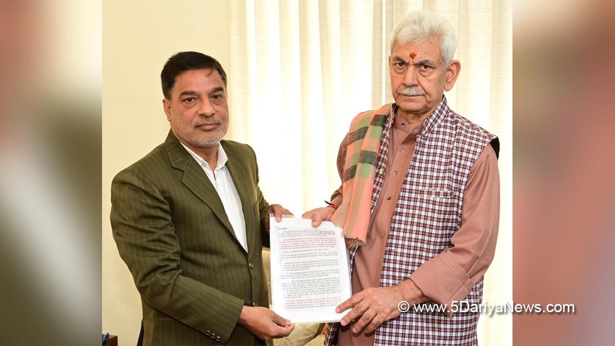 Manoj Sinha, Lieutenant Governor J&K, Raj Bhavan, Jammu, Srinagar, Kashmir, Jammu And Kashmir, Jammu & Kashmir, Nazir Ahmed Khan, District Development Council Budgam Chairman, DDC Budgam Chairman