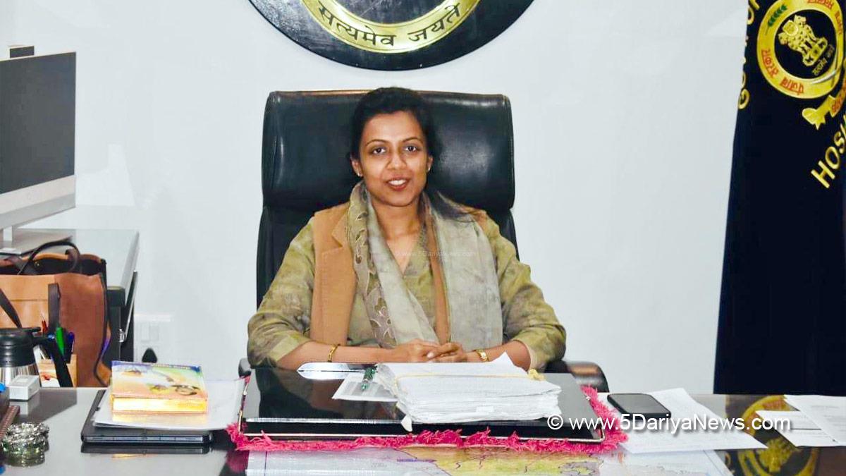 Aashika Jain, DC Hoshiarpur, Deputy Commissioner Hoshiarpur, Hoshiarpur